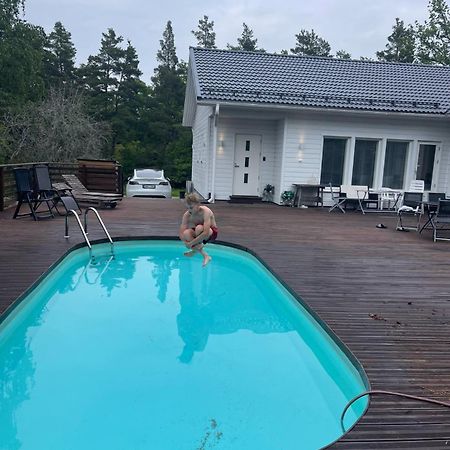 Lomamokki 25 Km Turusta Hotel Masku Esterno foto